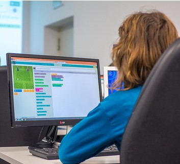 BESPLATNA EDUKACIJA Digitalna akademija za mame